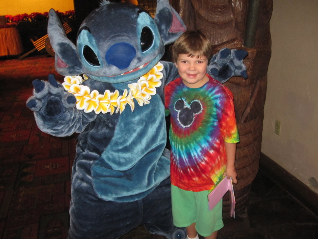 Stitch, Lilo's Sidekick with Emily at Ohana's in Disney's Polynesian Resort!