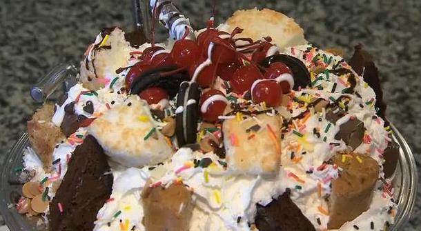 Ice Cream Sundaes Made For Sharing at Walt Disney World