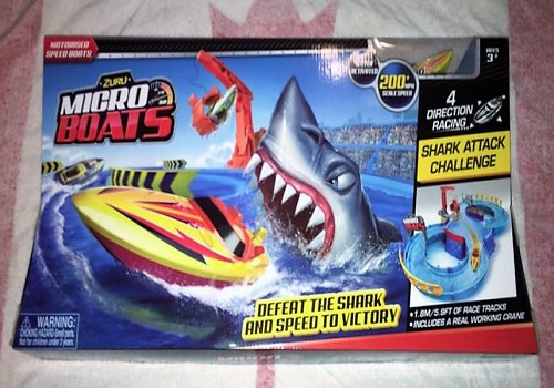zuru micro boats shark attack