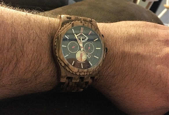 mens-wood-watch