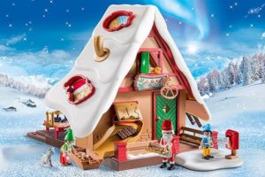 Playmobil-Christmas-Bakery-Cookie-Cutters